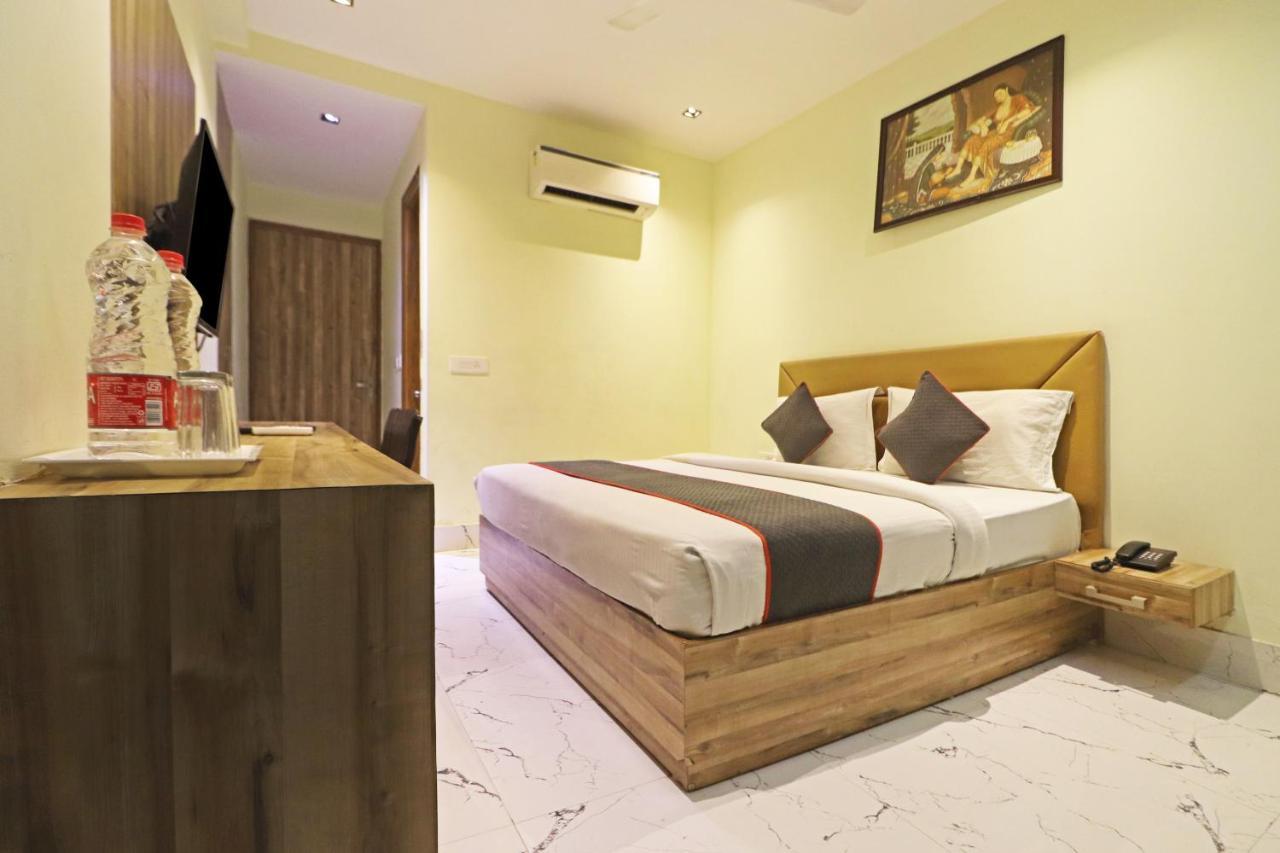 Hotel Good Vibe Near Delhi Igi Airport Нью-Дели Экстерьер фото